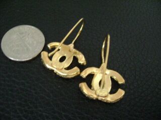 Auth Chanel Vintage Gold CC Dangling Pierce Earring (00A) 5