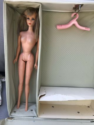 Vintage Barbie And Ken Dolls With Carrying Case And Clothing 6