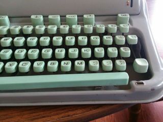 VTG 1960 ' s Hermes 3000 Seafoam Typewriter w/Case Script (Cursive) Switzerland 8