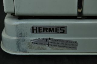VTG Hermes 3000 Green Portable Typewriter - Needs Cleaning 5