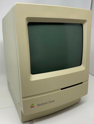 Vintage APPLE Macintosh CLASSIC M0420 All - in - One MAC Computer (1991) POWERS ON 3