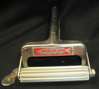 Vintage Townsend Fish Skinner Des Moines Iowa Classic Fishing Cooking Prep Tool