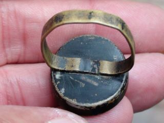 ANTIQUE VINTAGE BROWN AGATE WAX SEAL STAMP RING FAMILY COAT OF ARMS ENGLAND? 2