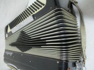 VINTAGE EXCELSIOR ACCORDION MODEL 308 ACCORDIANA DOES PLAY 24 PEARL KEYS,  17 BL 12