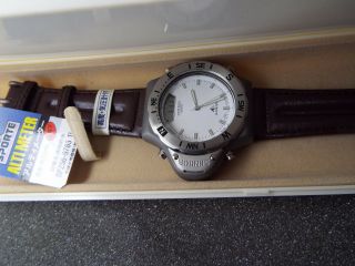 Rare Vintage Citizen Digital Watch Titanium Nos Co40 Altimeter Baro Tag Box