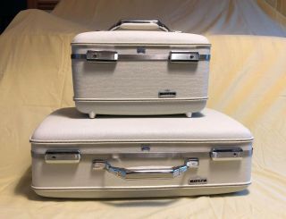 Vintage American Tourister White Tiara Train Case & 20 " Tiara Suitcase W/key