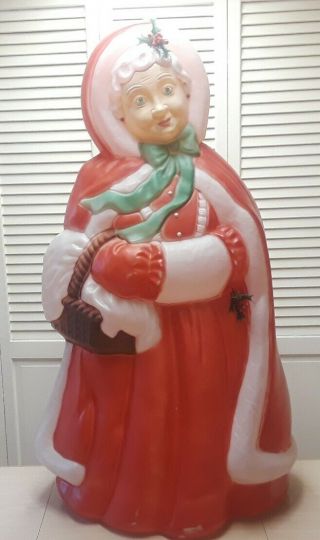 Christmas Mrs.  Santa Claus Blow Mold - Santas Best - - Vtg - 40 " Ht.  W/ Cord