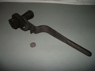 Vintage/antique 2 Gear Ratchet Wrench Wood Knob Forward/reverse Square Old Tool