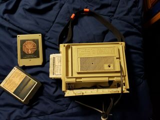 1970 ' S VINTAGE H PORTABLE 8 TRACK TAPE PLAYER 8