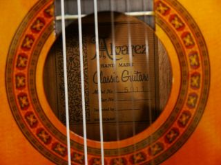 Vintage 1970 ' s Alvarez 5011 Classical Guitar Solid Cedar Top Exc Cond with HSC 9