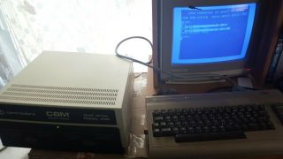 RARE UNIQUE Commodore CBM 8050 Dual IEEE Drive - Powers on - Pet 8032 2