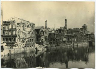 Wwii Large Size Press Photo: Berlin Spree River View,  Ruined Buildings,  May 1945