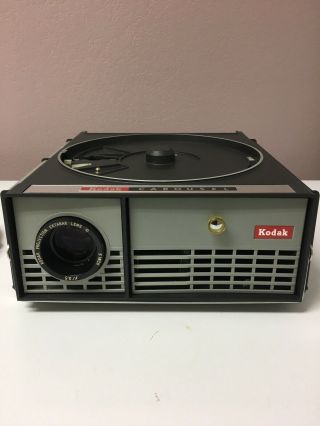 Vintage Kodak Carousel 550 Slide Projector W/ Remote Box