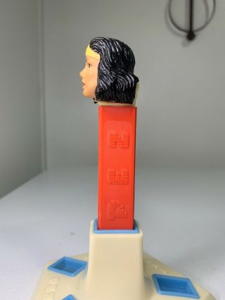 Vintage Wonder Woman Soft Head Pez Dispenser No Feet 5