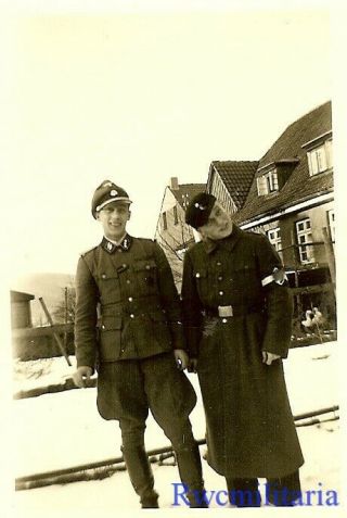Rare: German Elite Untersturmführer W/ Uniformed Pimpf Boy In Winter
