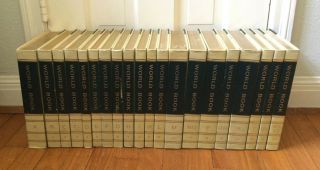 Vintage World Book Encyclopedia Set Hardcover 1969 A - Z 20 Volumes