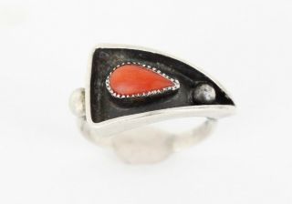 Vintage Old Pawn Navajo Sterling Silver And Coral Abstract Mod Ring Size 5.  5