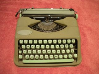 Vintage - Hermes - Rocket - Typewriter - Switzerland - Green With Case