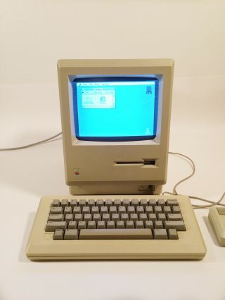 Vintage Macintosh 512K Computer,  Keyboard,  Mouse,  and Disks • Good 2