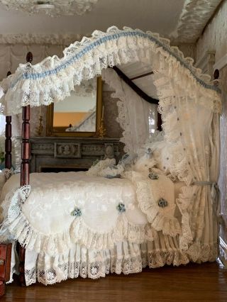 1988 Nellie Bell Miniature Dollhouse Artisan White Eyelet Lace Canopy Bed PRETTY 5