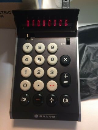 Vintage Sanyo ICC - 804D calculator,  Box,  hardly - if ever 2
