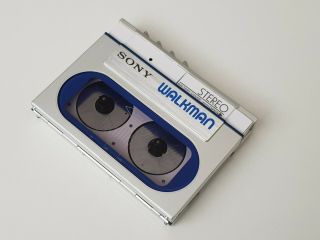 EXTREMELY RARE SONY WALKMAN PERSONAL CASSETTE PLAYER WM - 20 FULL METAL BODY 4