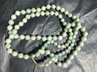Antique 1920’s Graduated Celadon Green Jade Bead Necklace With Apple Green Flash 3