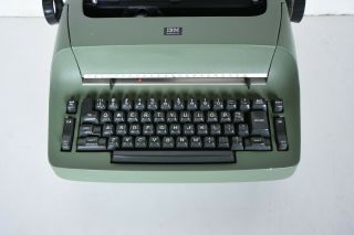 Vintage 1969 IBM Selectric Typewriter Compact Model 1 I RARE Green 4