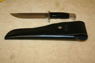 Buck Knife Model 124 - Vintage 1967 With Sheath - Black Phenolic Handle