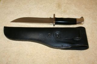 BUCK KNIFE MODEL 124 - VINTAGE 1967 WITH SHEATH - BLACK PHENOLIC HANDLE 2