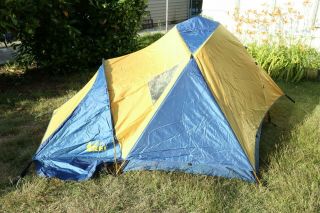 REI Convert Mountain 2 Vintage Backpacking 4 Season Camping Tent W/ Footprint. 2