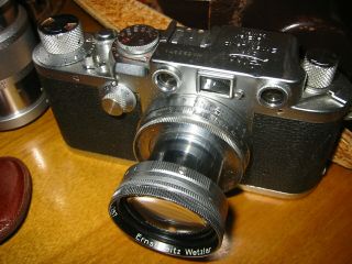 Vintage Leica 35 mm camera with 9