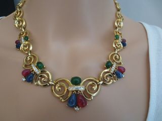 Vintage Signed Trifari Ruby Emerald & Sapphire Jewels Of India Mogul Necklace