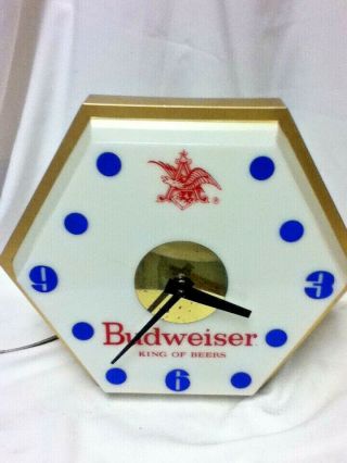 Budweiser Beer Sign Vintage Lighted Wall Clock King Of Beers Bar Light Old Mp3