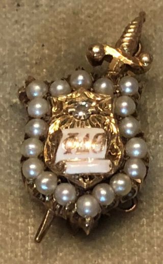 14k Gold Phi Delta Theta Fraternity Pin - Pearls - Vintage