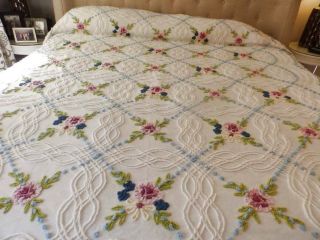 Fabulous Vintage Cabin Craft Needletuft Chenille Bedspread Floral 90 X