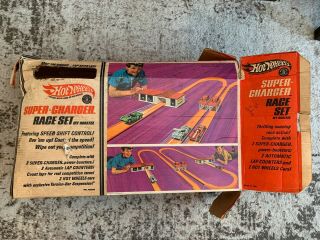 Mattel Hot Wheels Charger Race Set 1968 Vintage