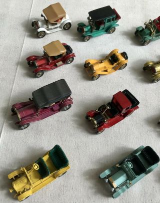 Vintage 1969 British Set MODELS of YESTERYEAR Matchbox Display Case 16 Different 7