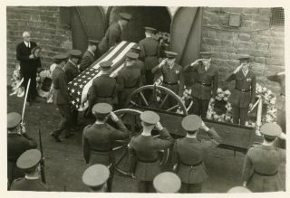 4th “china” Marine Division - 1937 Sino - Japanese War: Funeral Of American Soldier