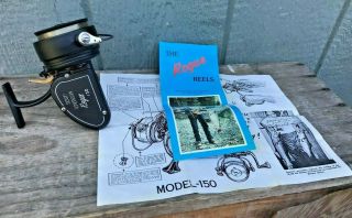 Rare Vintage The Rogue Model 150 M - 150 Spinning Fishing Reel