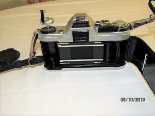 Vintage Canon AE - 1 35mm Film Camera - Black & Chrome Body - 4