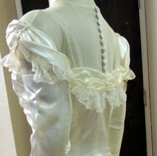 VTG 1930s EXQUISITE LUMINOUS LIQUID SATIN WEDDING BRIDAL GOWN/ TRAIN,  GLOVES 6