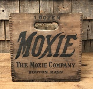RARE Vintage DRINK MOXIE The Moxie Co.  Boston One Dozen Bottle Wooden Crate 3