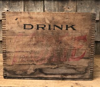 RARE Vintage DRINK MOXIE The Moxie Co.  Boston One Dozen Bottle Wooden Crate 4