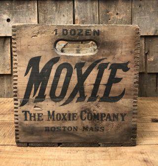 RARE Vintage DRINK MOXIE The Moxie Co.  Boston One Dozen Bottle Wooden Crate 5