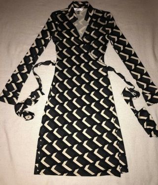 Diane Von Furstenberg Vintage Silk Wrap Dress - Size 2