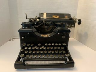 Vintage Royal Model 10 Typewriter With 4 Beveled Glass Sides Black