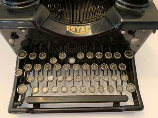 Vintage Royal Model 10 Typewriter With 4 Beveled Glass Sides Black 2