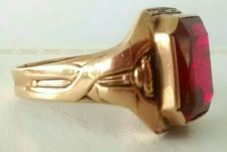 LARGE MENS 10K ART DECO RING WITH RED CENTER STONE NR 5