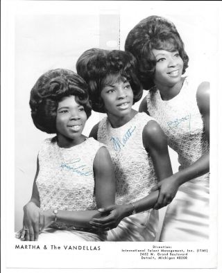 Martha Reeves Vandellas 1965 Autographed Martha Betty Rosiland Vintage Motown